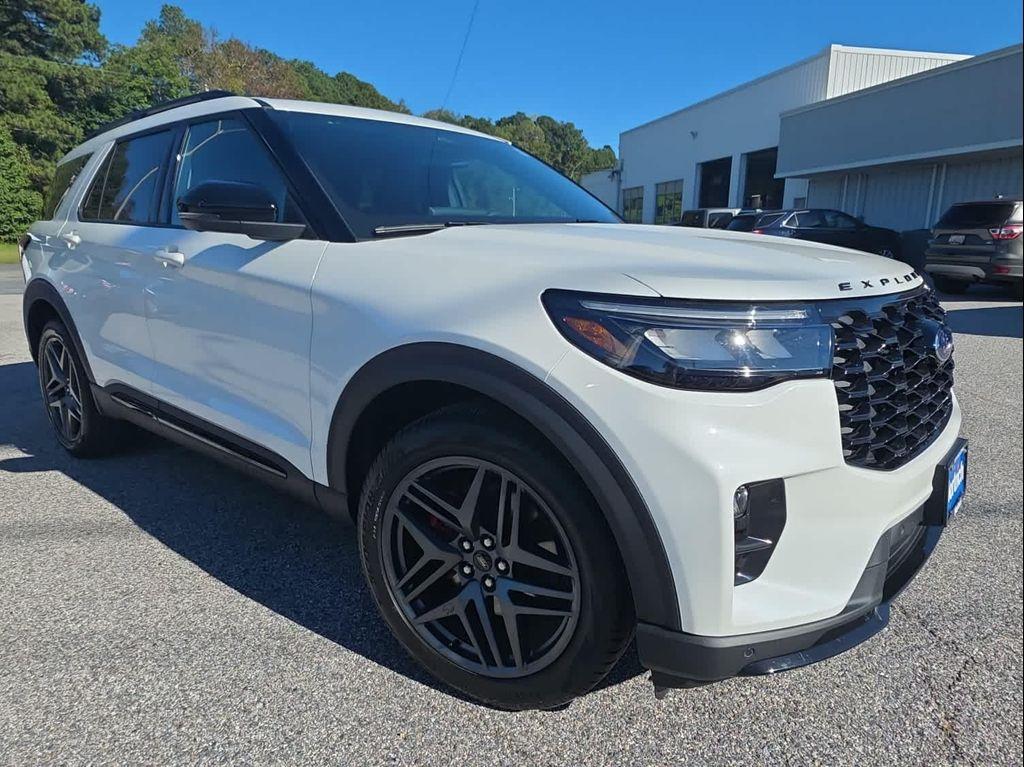 new 2025 Ford Explorer car, priced at $59,491