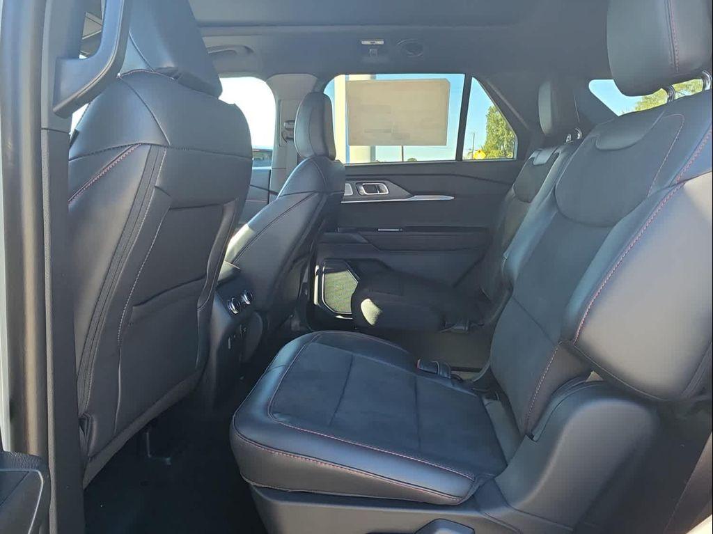 new 2025 Ford Explorer car, priced at $59,491