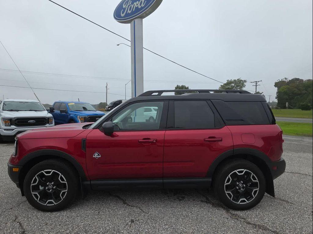 new 2025 Ford Bronco Sport car, priced at $36,953