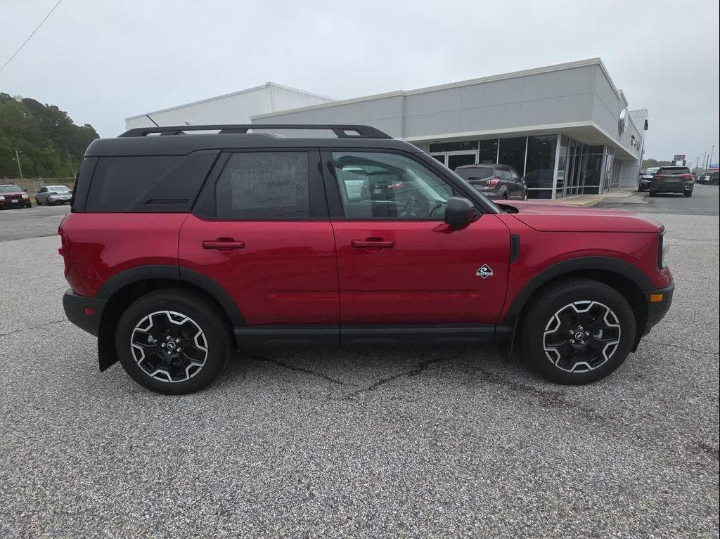 new 2025 Ford Bronco Sport car, priced at $36,953