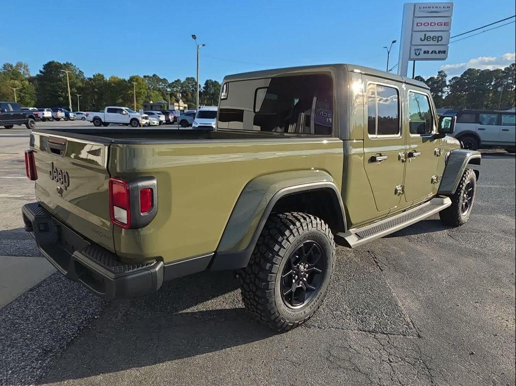 new 2025 Jeep Gladiator car, priced at $48,991