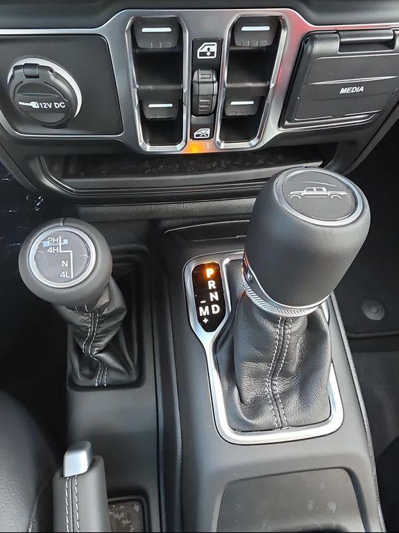 new 2025 Jeep Gladiator car, priced at $48,991