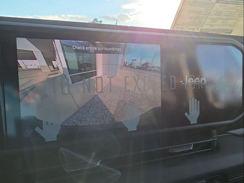 new 2025 Jeep Gladiator car, priced at $48,991