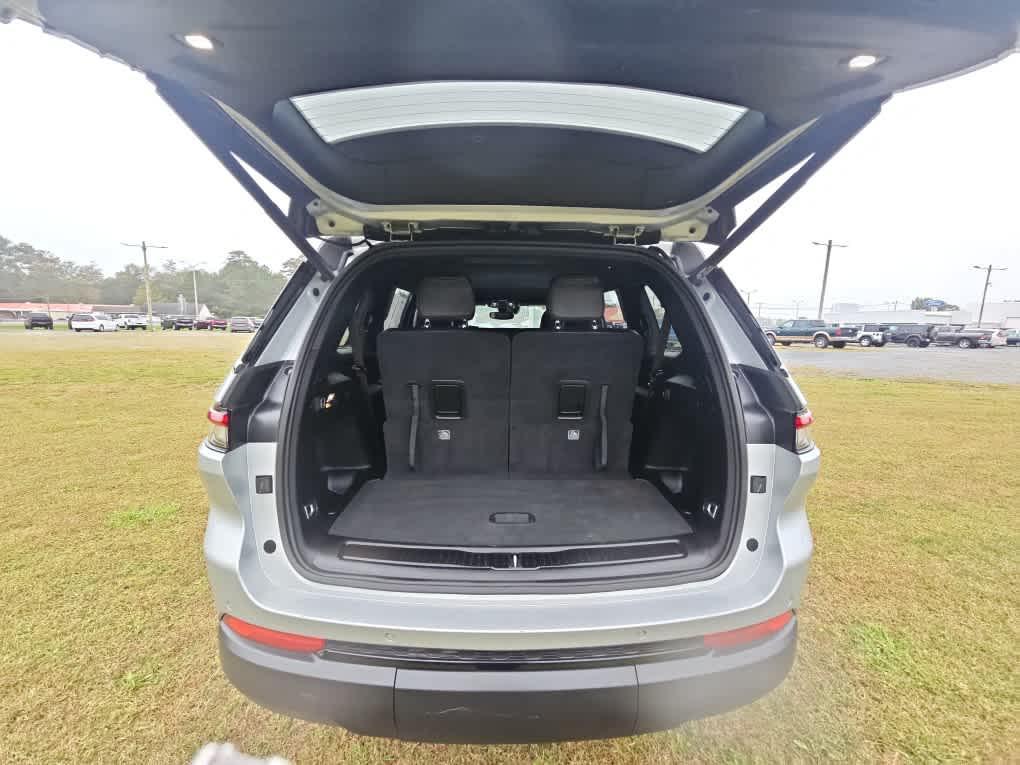 used 2024 Jeep Grand Cherokee L car, priced at $30,991