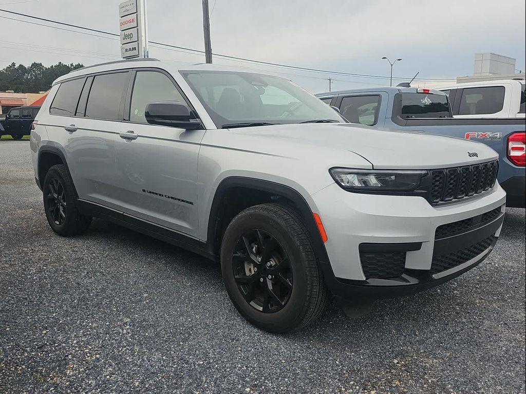 used 2024 Jeep Grand Cherokee L car, priced at $33,907
