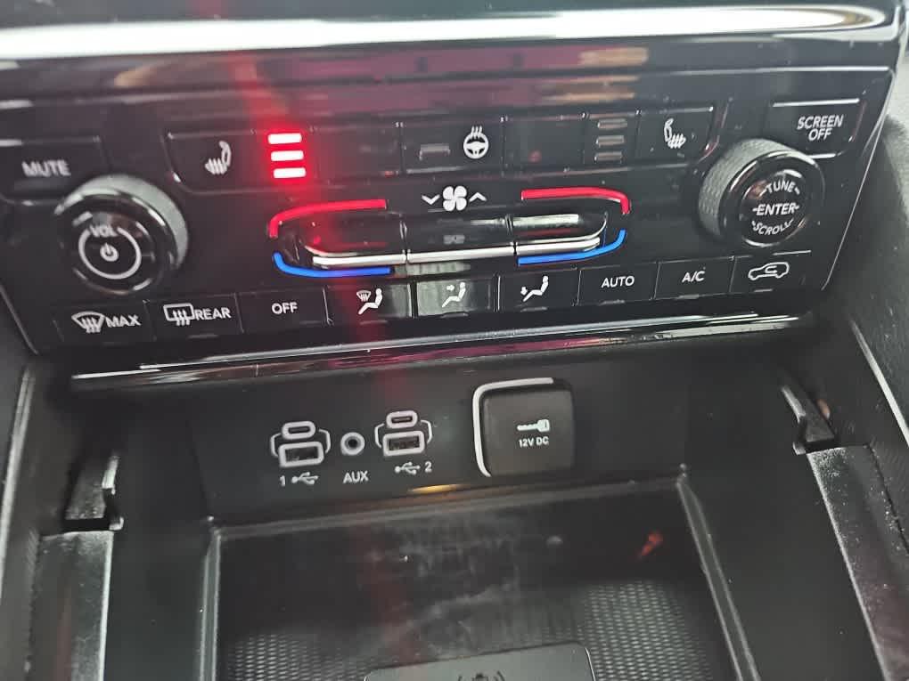 used 2024 Jeep Grand Cherokee L car, priced at $30,991