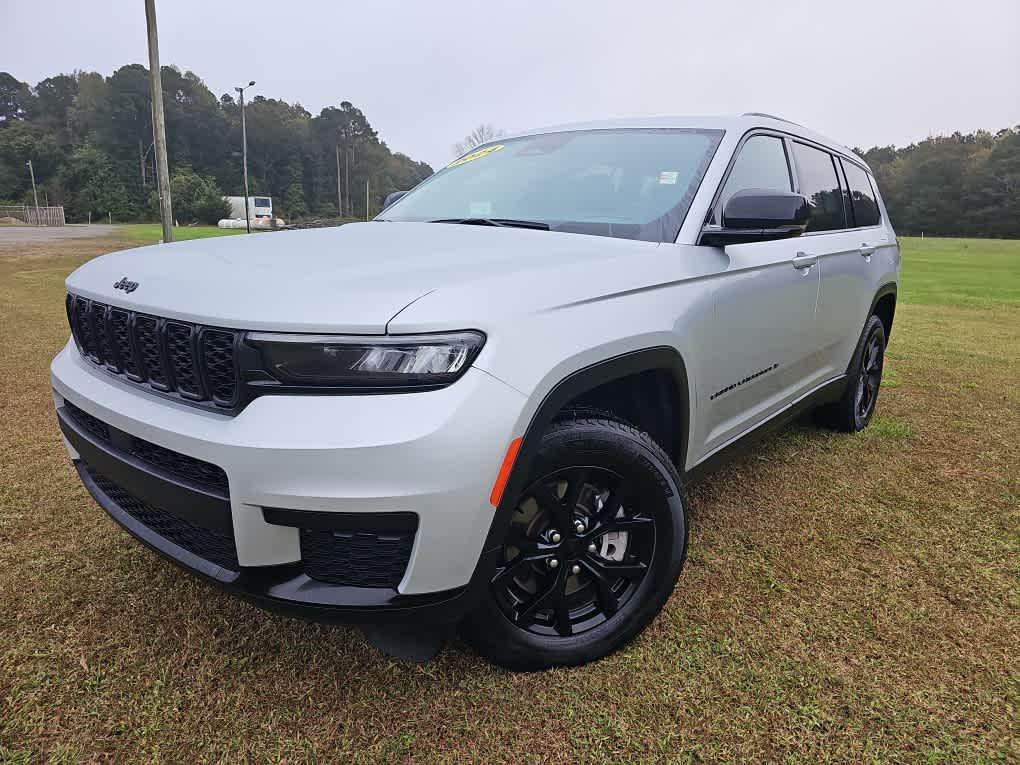 used 2024 Jeep Grand Cherokee L car, priced at $30,891