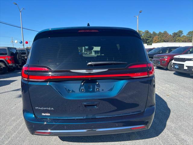 new 2025 Chrysler Pacifica car, priced at $43,837