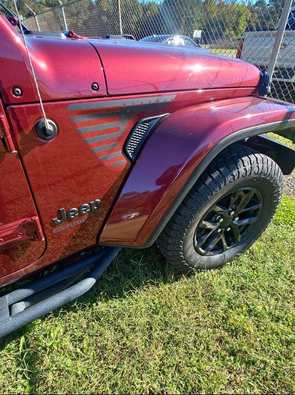 used 2021 Jeep Gladiator car, priced at $27,591