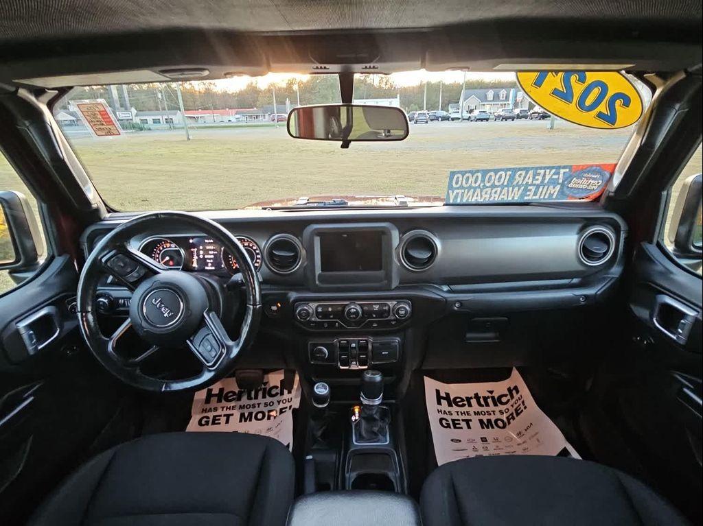 used 2021 Jeep Gladiator car, priced at $27,591