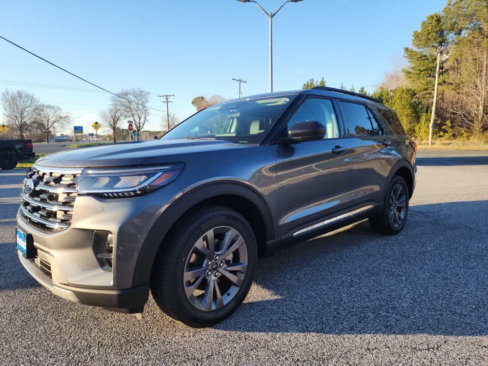 new 2025 Ford Explorer car, priced at $47,377