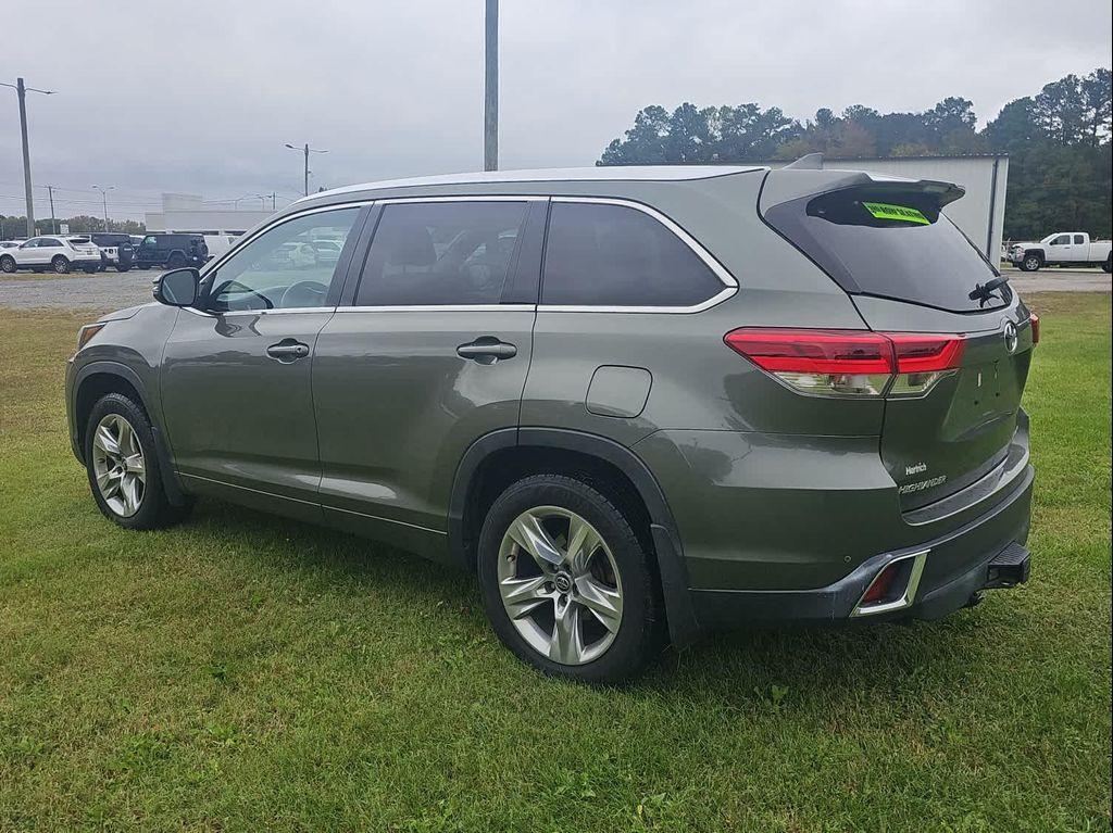 used 2018 Toyota Highlander car, priced at $15,500