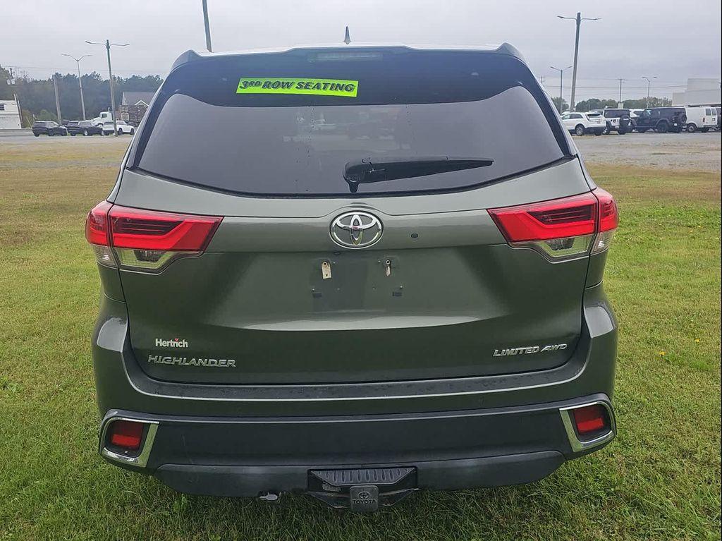used 2018 Toyota Highlander car, priced at $15,500