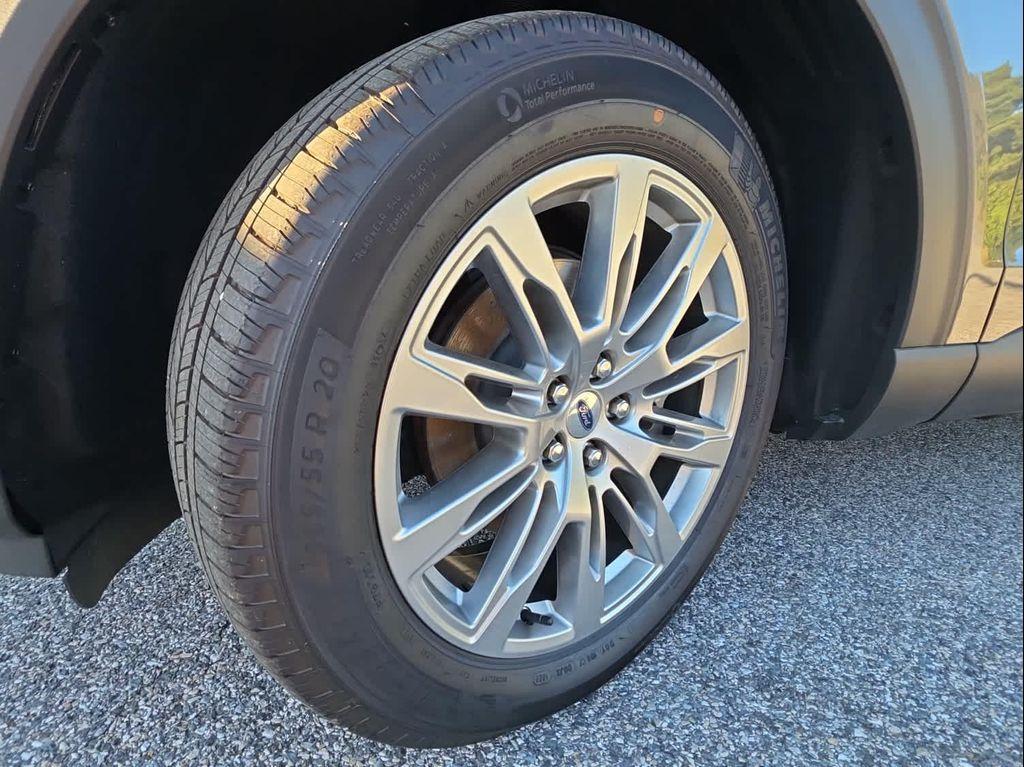 new 2025 Ford Explorer car, priced at $46,991