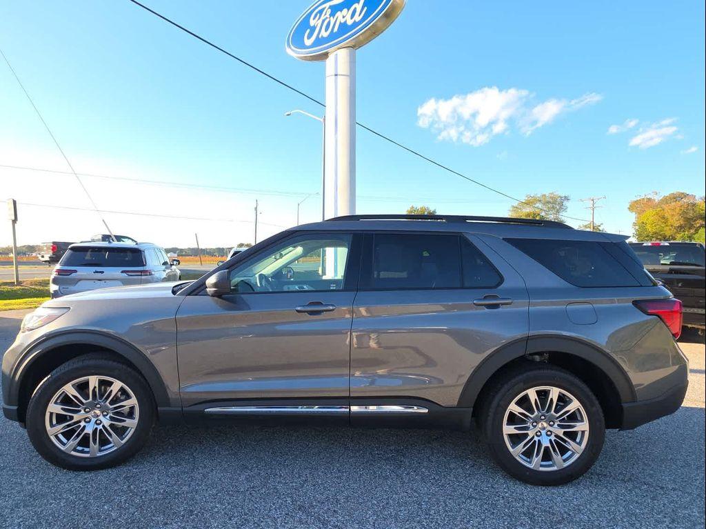 new 2025 Ford Explorer car, priced at $46,991