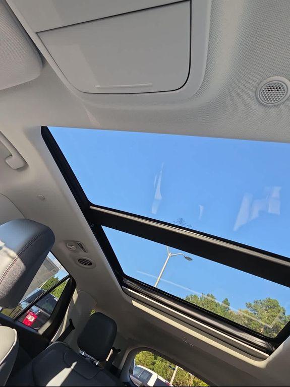 new 2025 Ford Explorer car, priced at $46,991