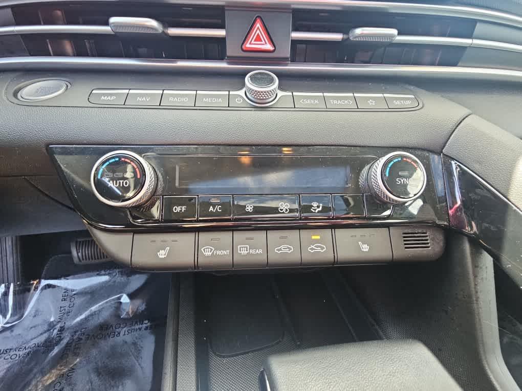used 2024 Hyundai Elantra car, priced at $21,907