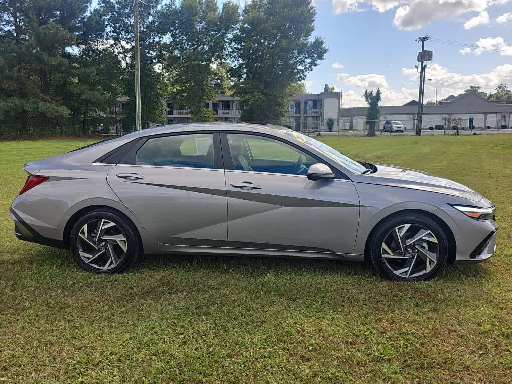 used 2024 Hyundai Elantra car, priced at $21,907