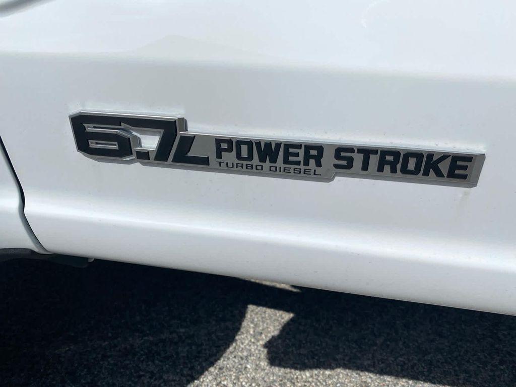 new 2025 Ford F-350 car, priced at $65,539