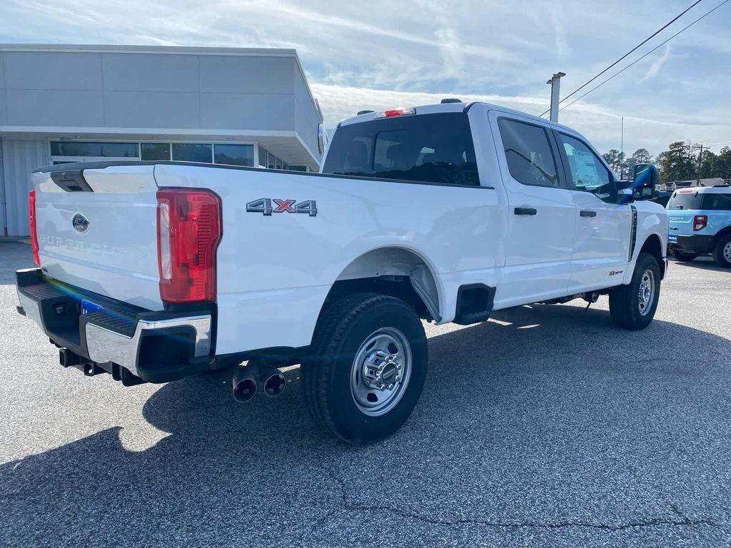 new 2025 Ford F-350 car, priced at $65,539
