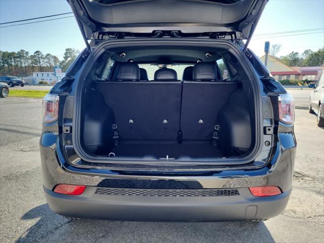 new 2025 Jeep Compass car, priced at $31,852