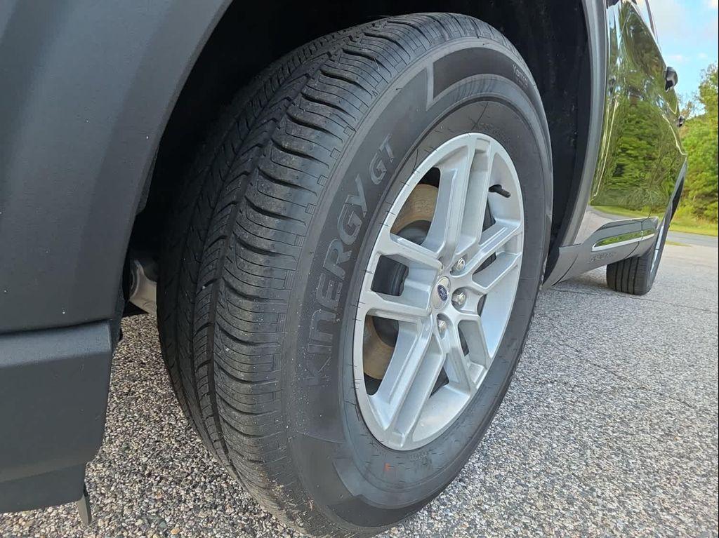 new 2025 Ford Explorer car, priced at $43,550