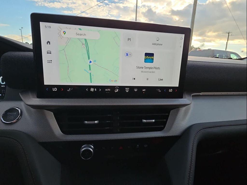 new 2025 Ford Explorer car, priced at $43,550