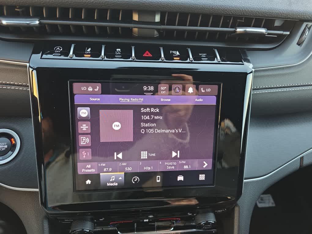 new 2025 Jeep Grand Cherokee car, priced at $48,198