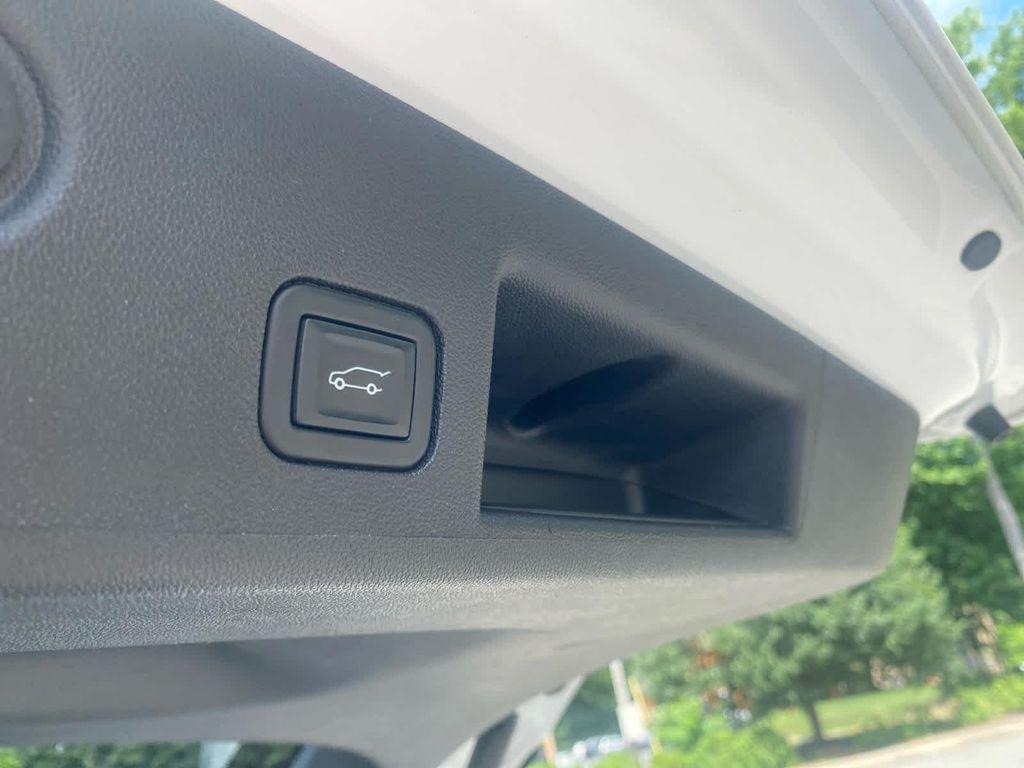 used 2022 Chevrolet Equinox car, priced at $22,906