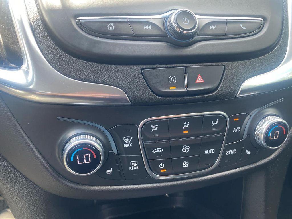 used 2022 Chevrolet Equinox car, priced at $22,906
