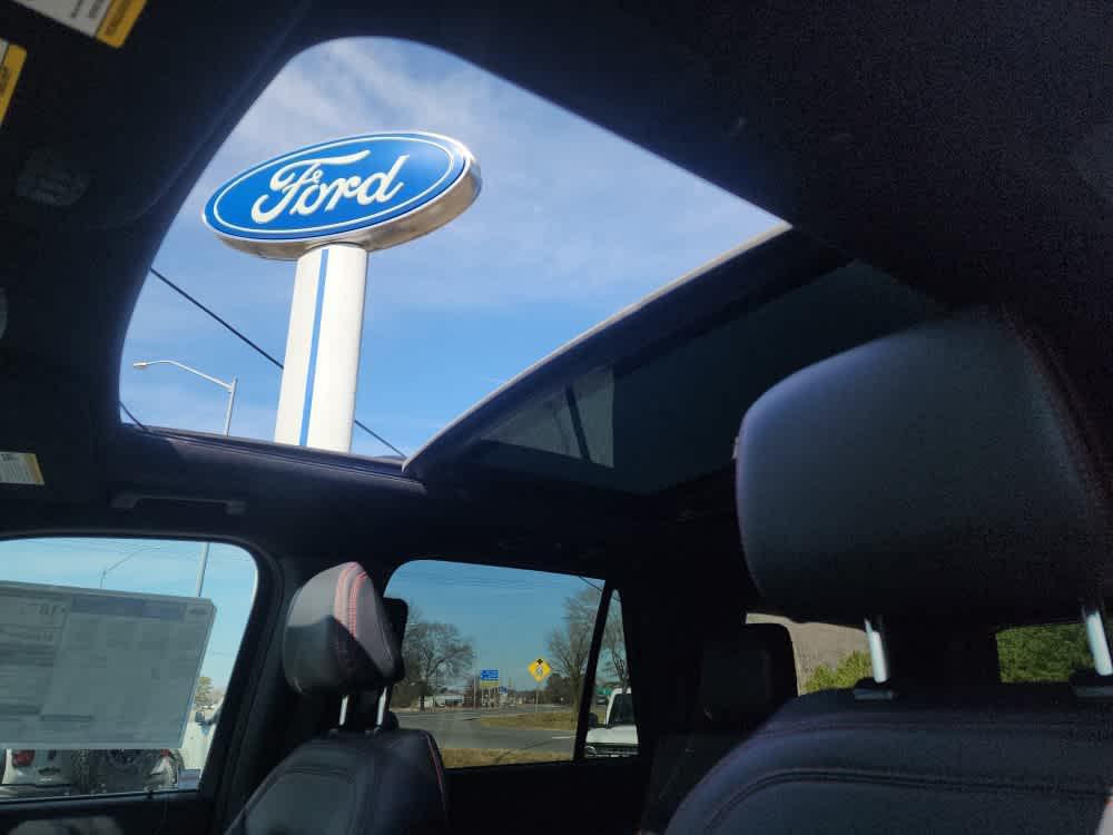 new 2024 Ford Expedition car, priced at $79,401