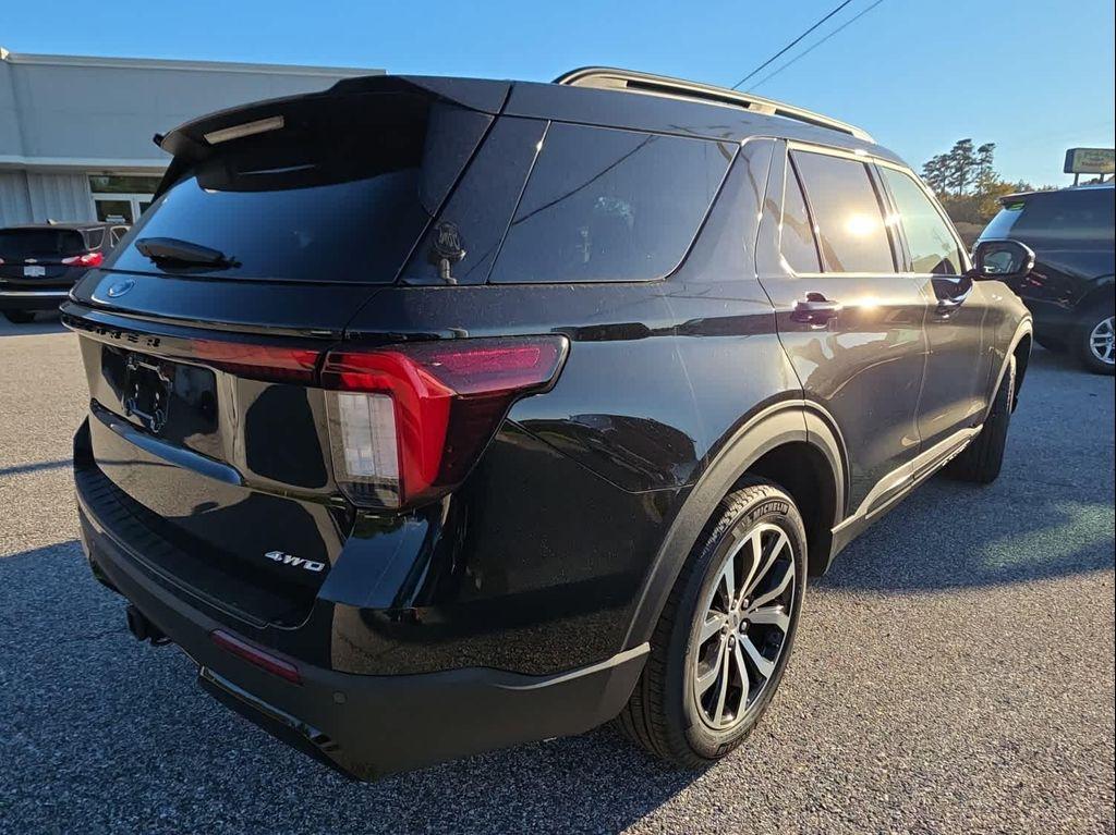 new 2025 Ford Explorer car, priced at $46,787
