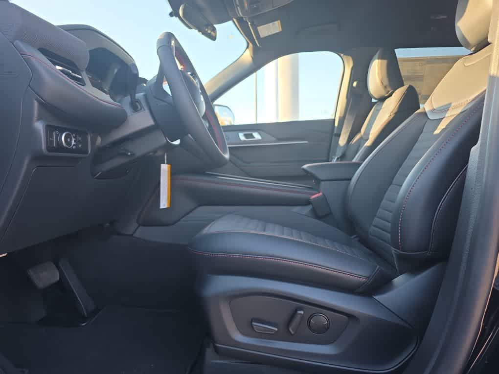 new 2025 Ford Explorer car, priced at $46,787