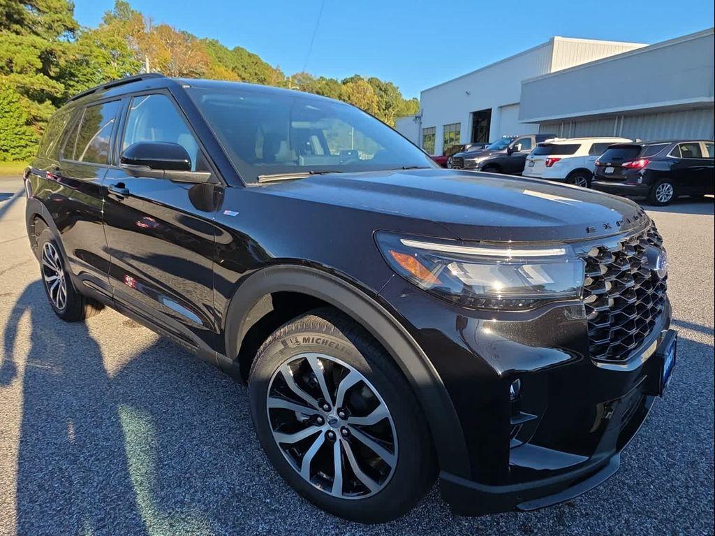 new 2025 Ford Explorer car, priced at $46,787