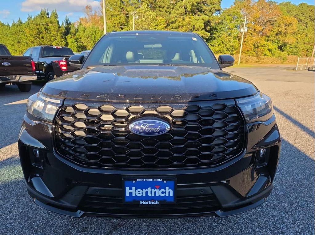 new 2025 Ford Explorer car, priced at $46,787