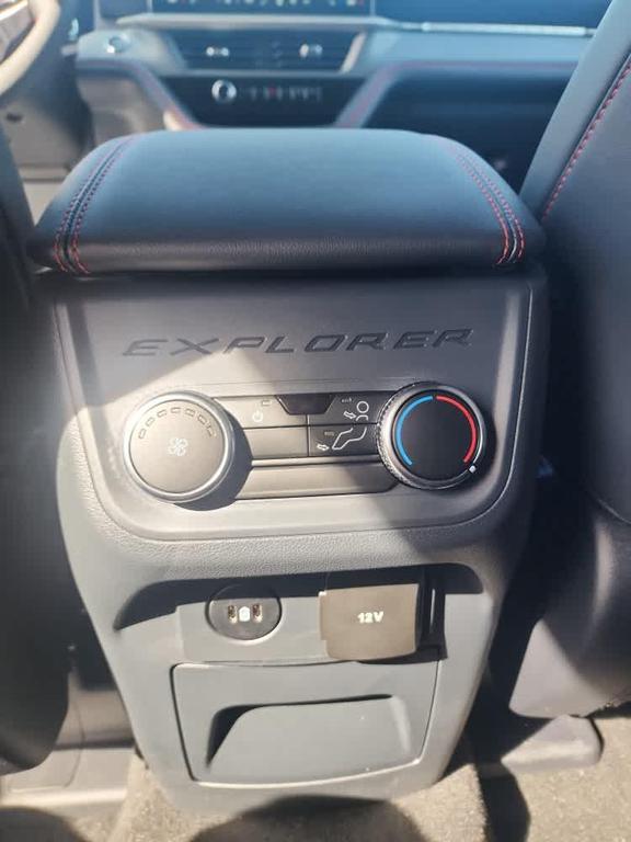 new 2025 Ford Explorer car, priced at $45,222