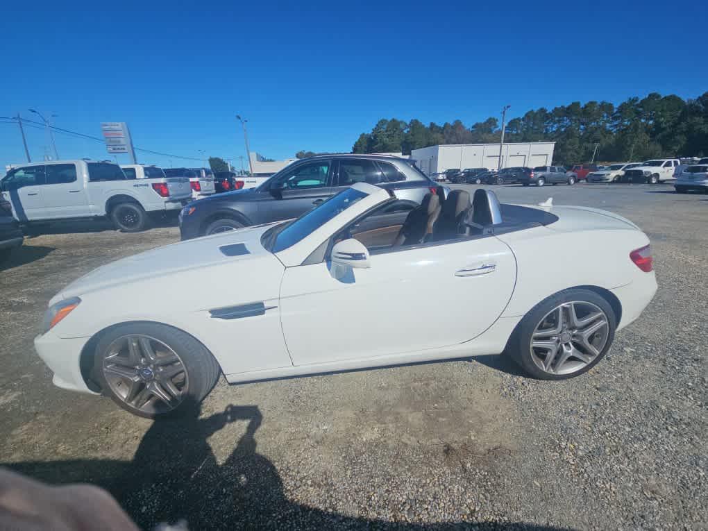 used 2015 Mercedes-Benz SLK-Class car, priced at $20,491