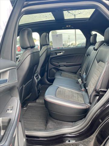 used 2021 Ford Edge car, priced at $22,500