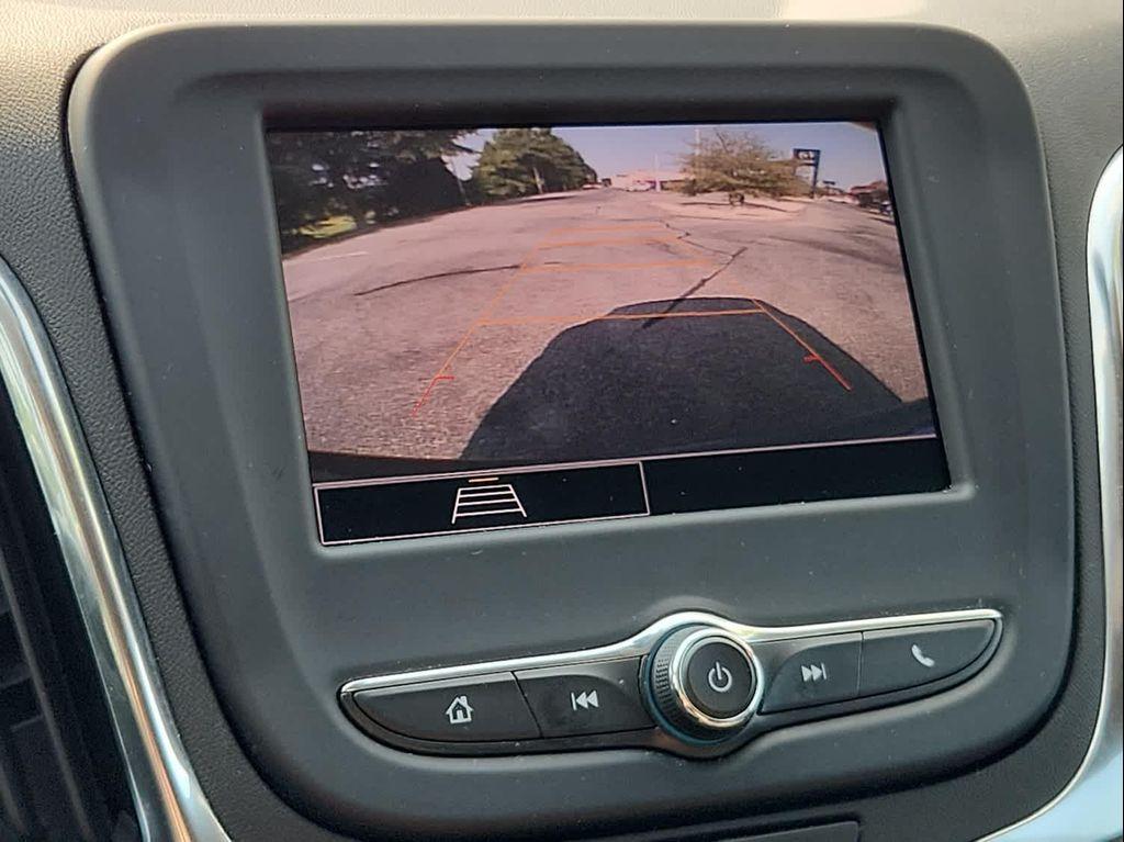 used 2023 Chevrolet Equinox car, priced at $21,250