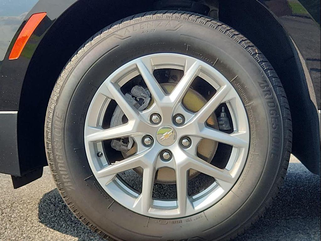 used 2023 Chevrolet Equinox car, priced at $21,250