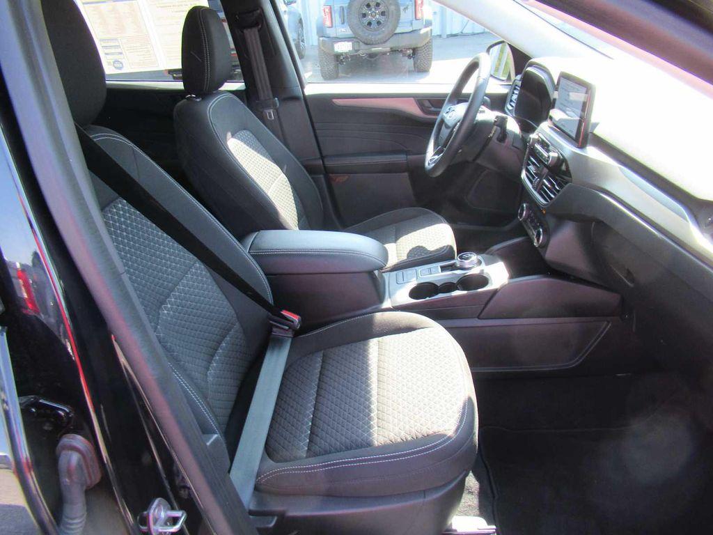 used 2023 Ford Escape car, priced at $24,916