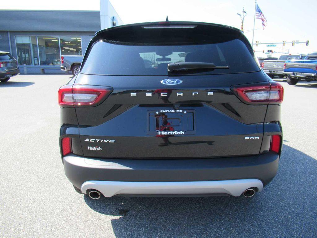 used 2023 Ford Escape car, priced at $24,916