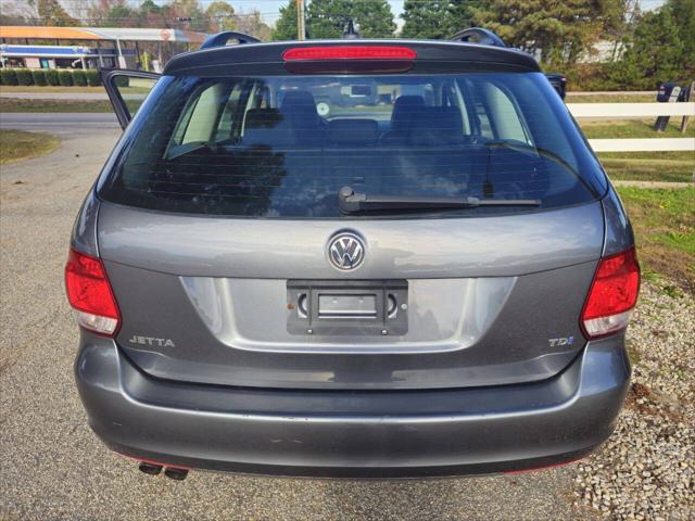 used 2014 Volkswagen Jetta SportWagen car, priced at $11,999