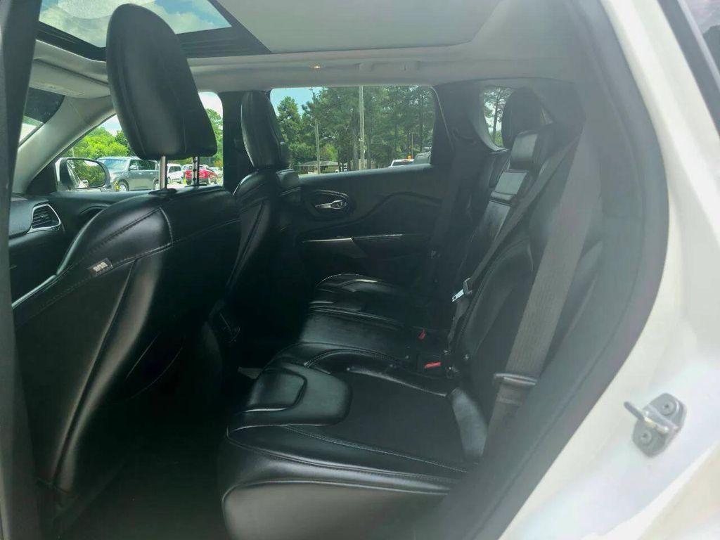 used 2019 Jeep Cherokee car, priced at $10,999