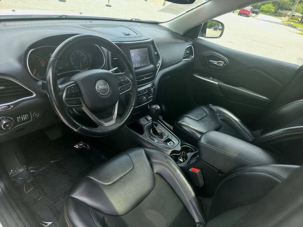 used 2019 Jeep Cherokee car, priced at $10,999