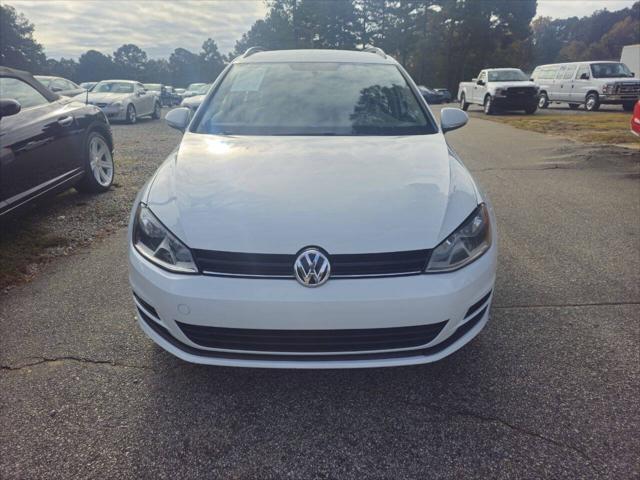 used 2017 Volkswagen Golf SportWagen car, priced at $9,999