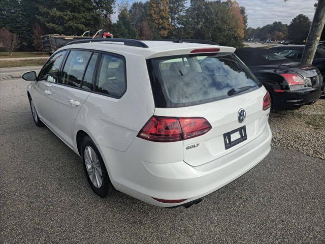 used 2017 Volkswagen Golf SportWagen car, priced at $9,999