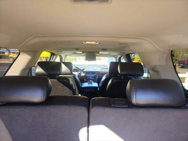 used 2008 Chevrolet Suburban car, priced at $13,999