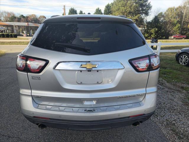 used 2014 Chevrolet Traverse car, priced at $9,999