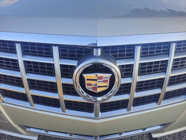 used 2013 Cadillac CTS car, priced at $9,999